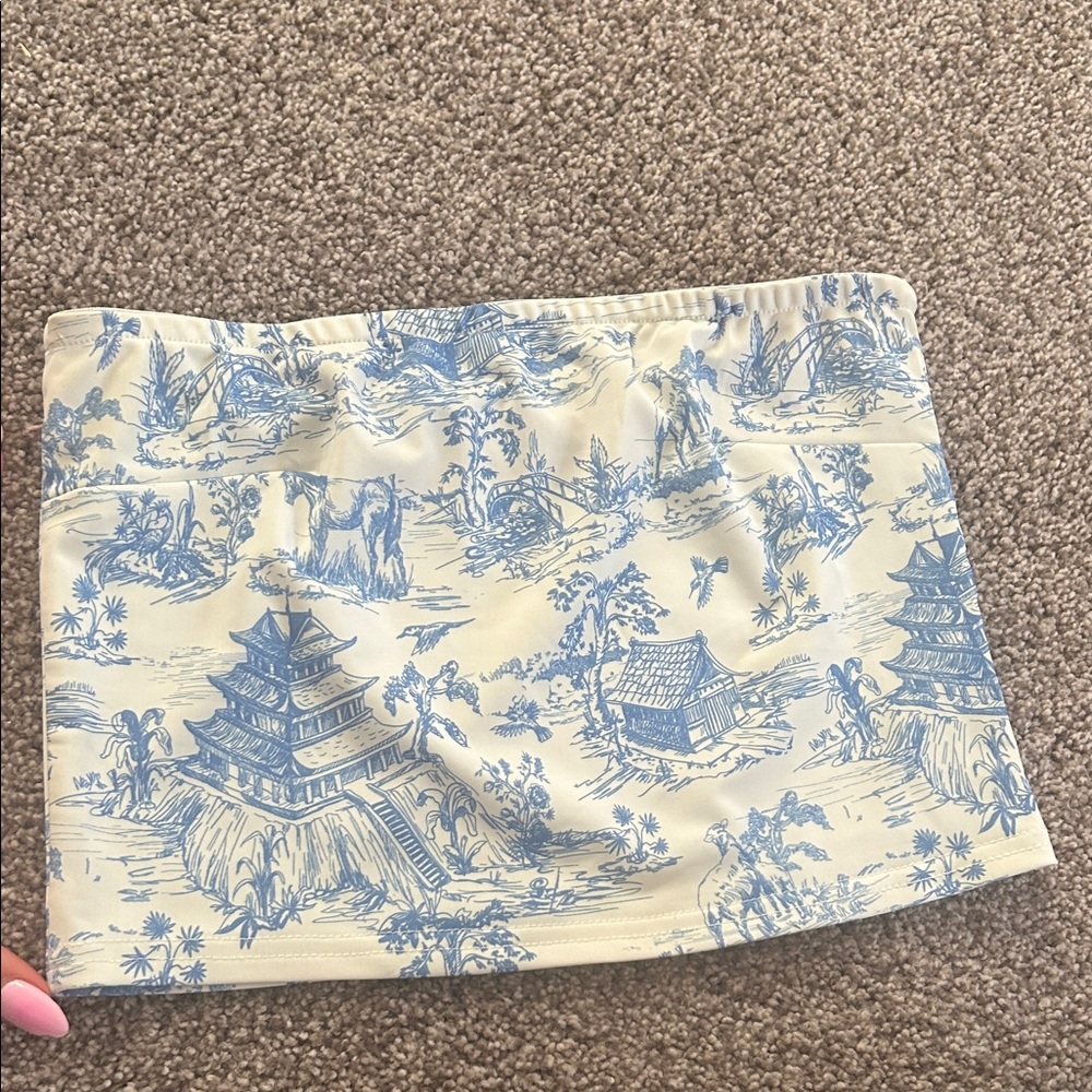 Edikted Blue and Cream Patterned Mini Skirt